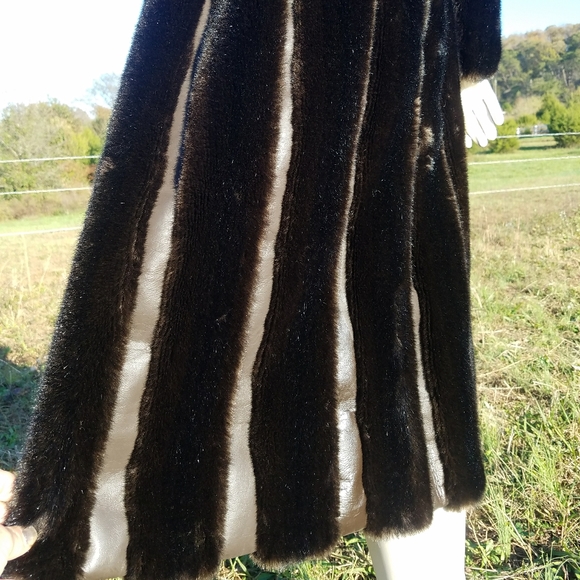 Gorgeous VTG Tissavel Fur Brown Trench Coat S - Picture 8 of 12